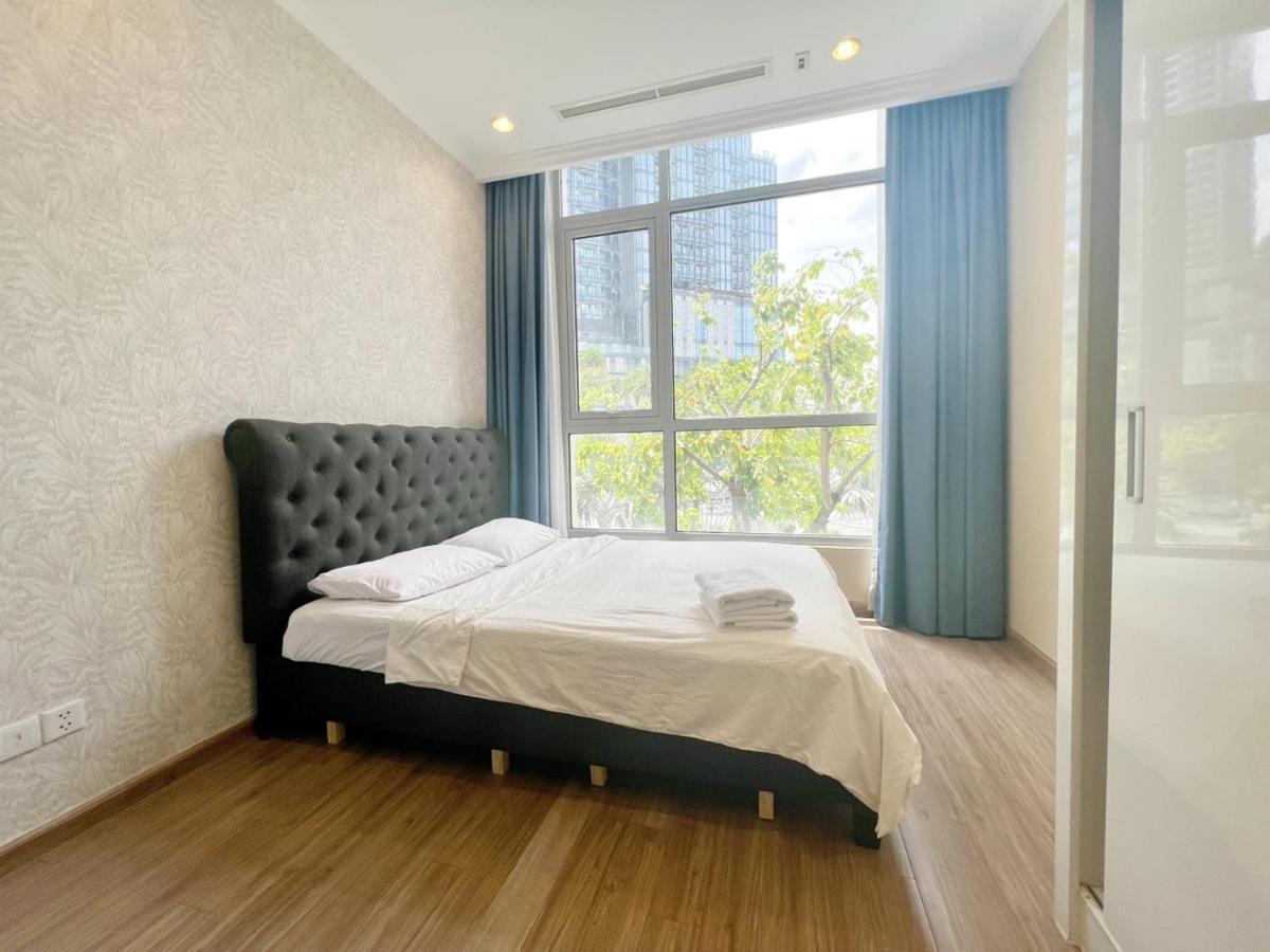 Landmark 81- Homes By Christine Homestay Ho Chi Minh City