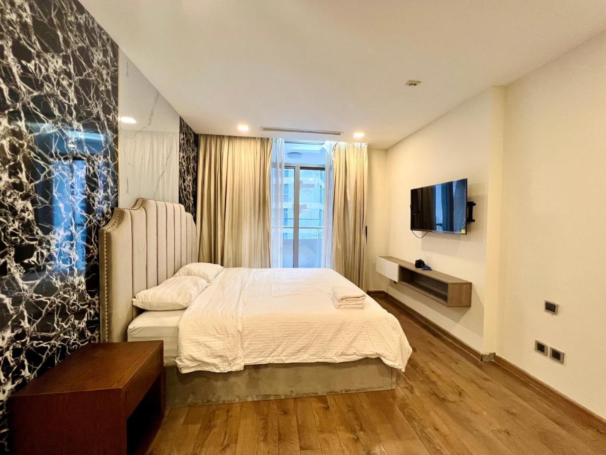 Homestay Landmark 81- Homes By Christine