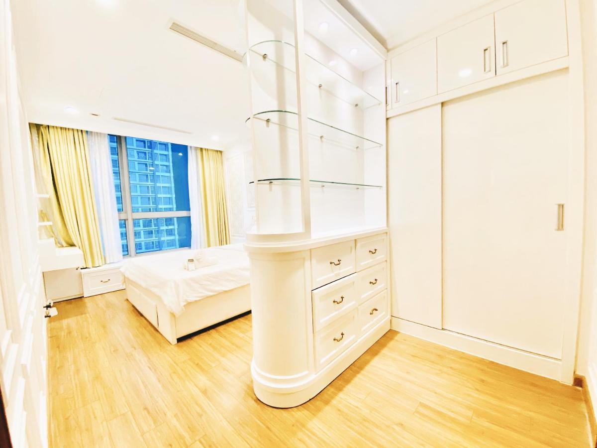 Landmark 81- Homes By Christine Homestay Ho Chi Minh City