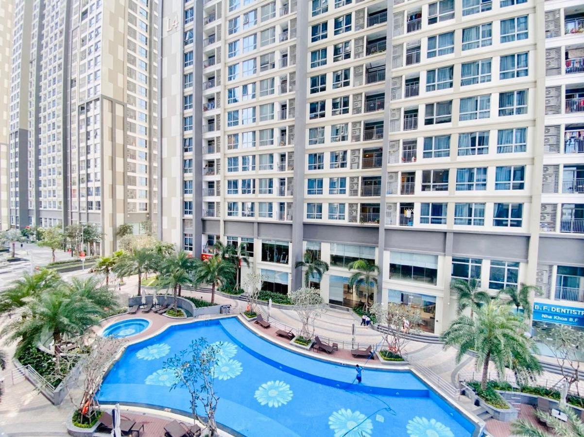 Homestay Landmark 81- Homes By Christine